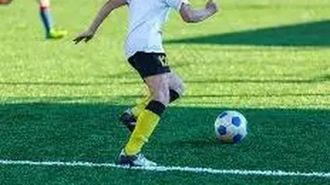 2025年英超夏季转会窗口6月1日至10日提前启动，受世俱杯影响调整转会日程