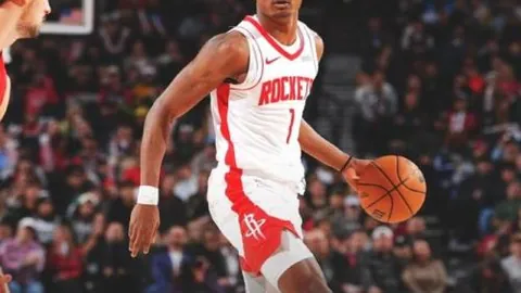 “布朗尼在G联赛预计将获得较多出场机会”