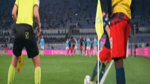 蓉城主场战胜武汉三镇，费利佩远射立功